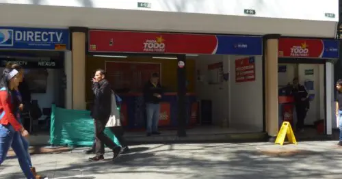 PAGA TODO AVENIDA 19 CON 4 BARICHADA PAGA TODO AVENIDA 19 CON 4 BARICHADA